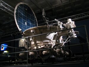 Maqueta del robot lunar Lunojod en la exposición ExpoNASA (Madrid, 2012). (Foto: Iván Rivera)