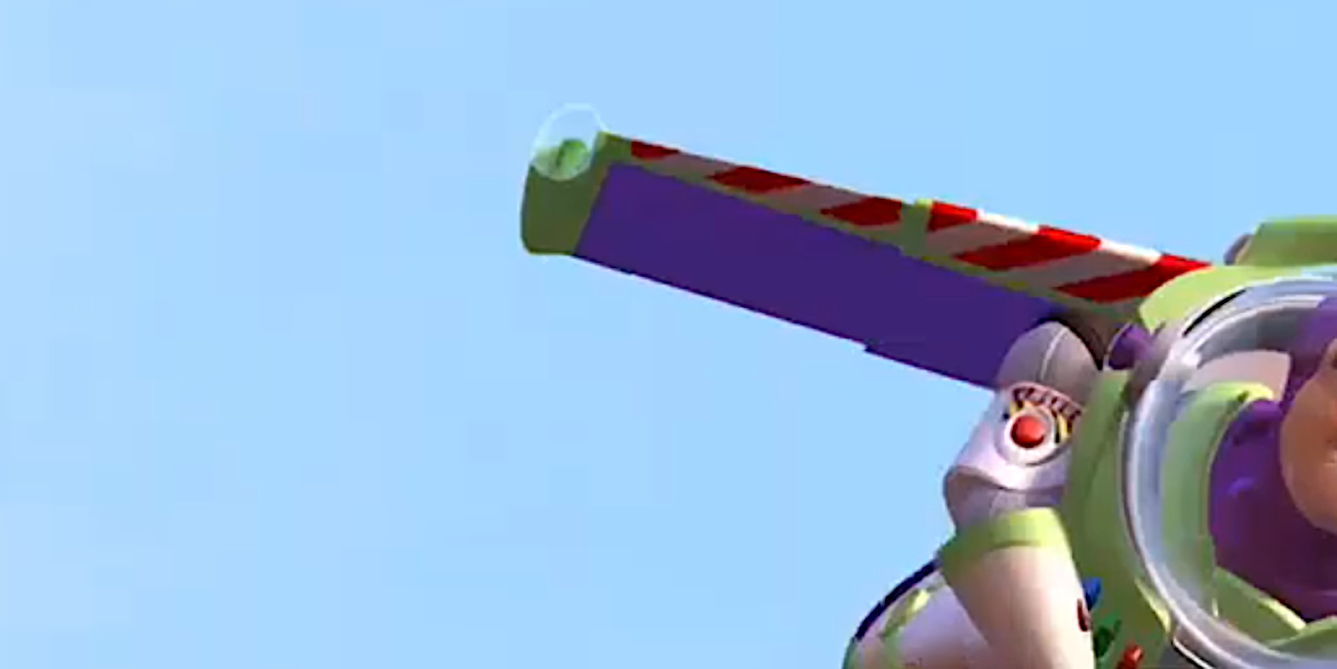 Un detalle del ala desplegada del traje de Buzz Lightyear mientras "cae con estilo" al final de Toy Story.